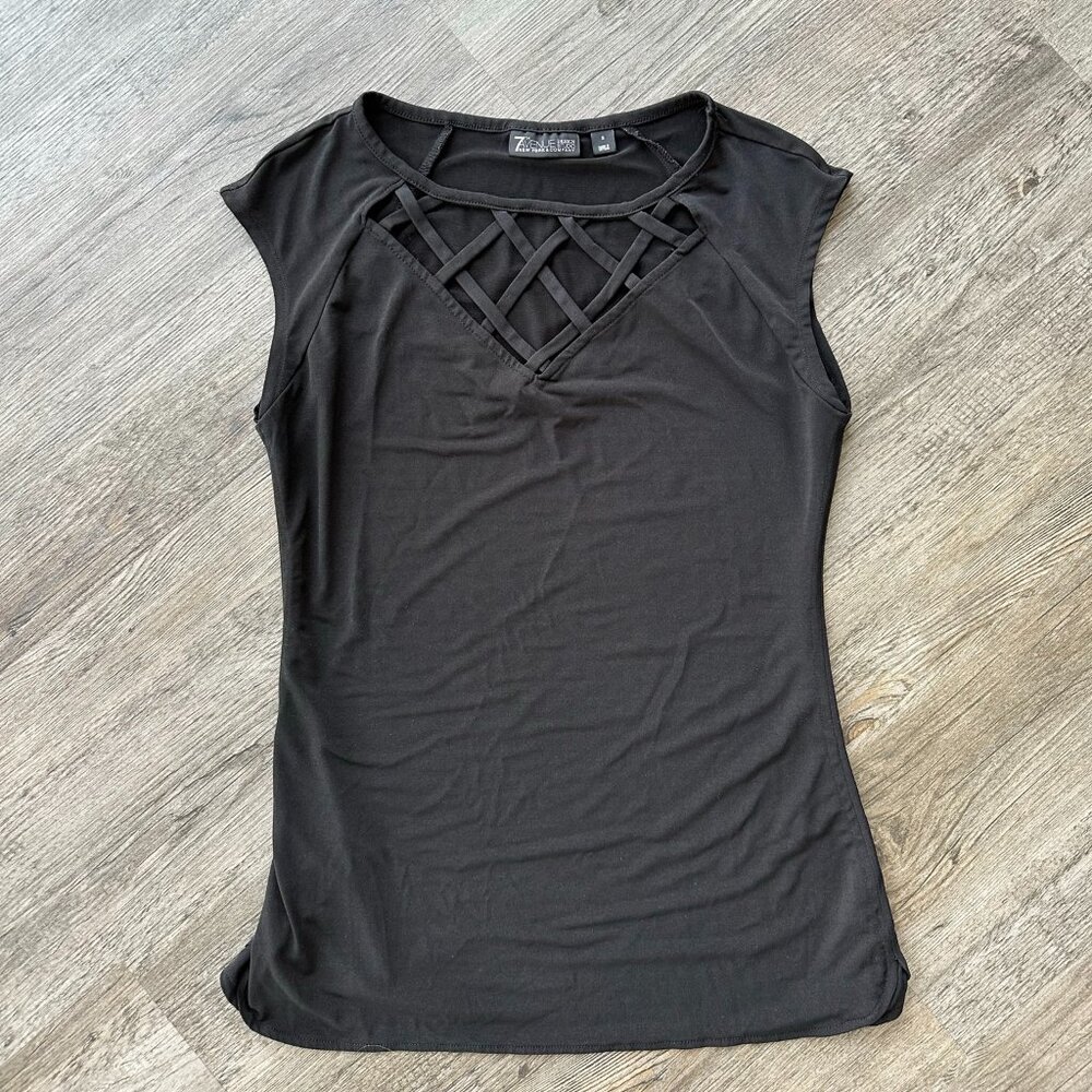 New York & Company - Black Lattice Trim Cap-Sleeve Top - 7th Avenue - Small